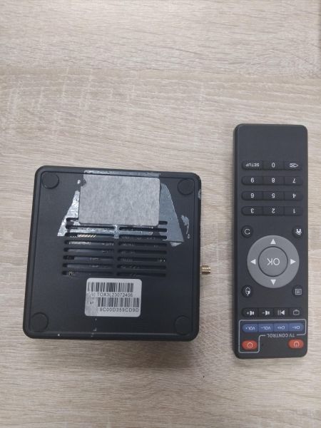 Купить Ugoos TOX3 lite в Иркутск за 1400 руб.