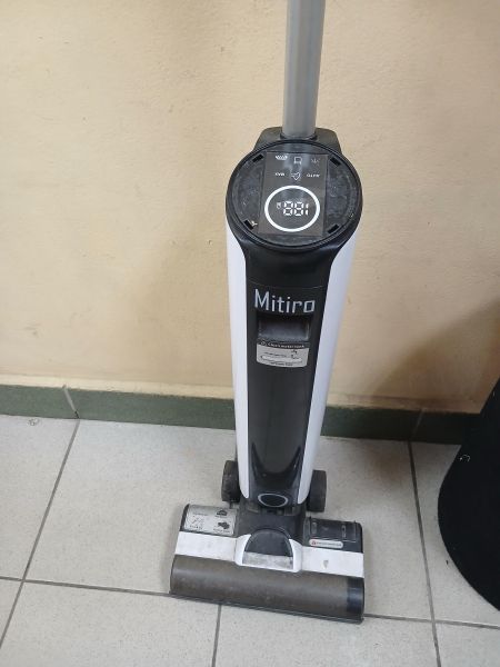 вертикальный пылесос Mitiro 110W с СЗУ в Иркутск