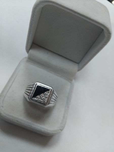 серебряное кольцо Кольцо серебро 925 4,77g, вес изделия 5.06g, размер 22 в Иркутск