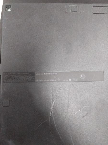 Купить Sony PlayStation 3 Slim 320GB (CECH-3008B) в Иркутск за 6700 руб.