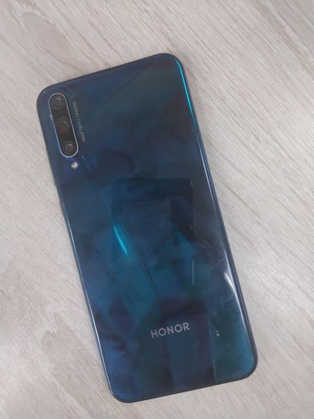 сотовый телефон Honor 30i 4/128GB (LRA-LX1) Duos в Иркутск