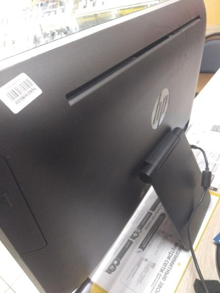 моноблок HP Pavilion 23 All-in-One PC 23-g101nr J2G34EA (12GB RAM, 1TB SSD) в Иркутск
