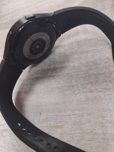 умные часы и браслеты Samsung Galaxy Watch 4 44 mm (SM-R870/N) с СЗУ в Иркутск