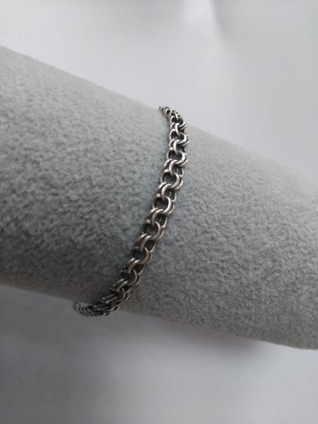серебряный браслет Браслет серебро 925 5,76g, вес изделия 5.77g, длина 18 см в Иркутск