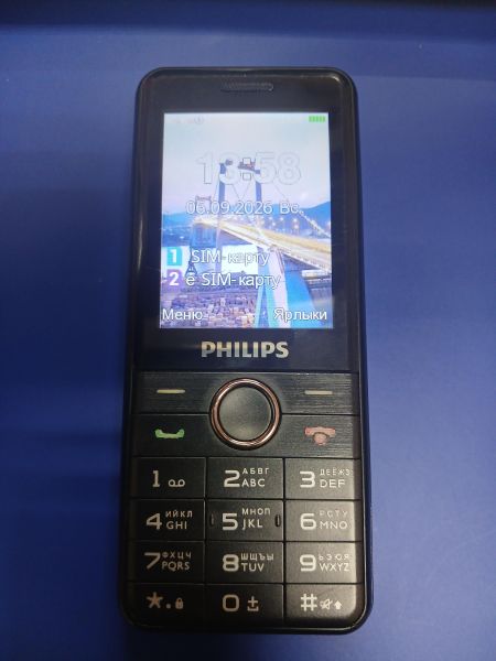 сотовый телефон Philips Xenium E172 Duos в Иркутск