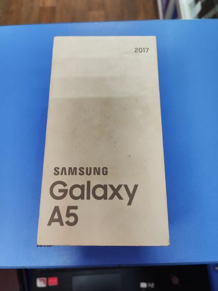 Купить Samsung Galaxy A5 2017 3/32GB (A520F) Duos в Иркутск за 3300 руб.