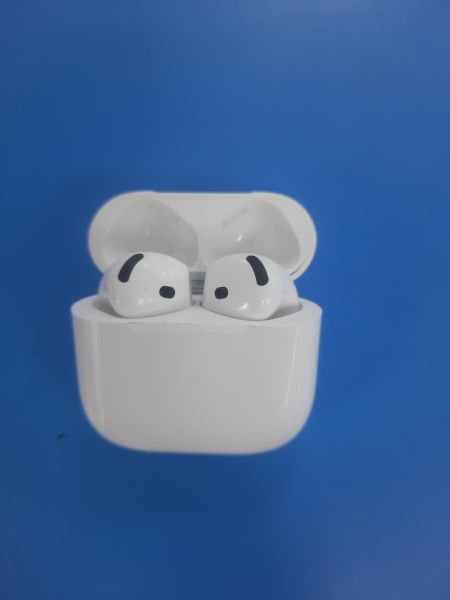 Купить Apple AirPods 4 ANC (как оригинал) (A3055, A3056, A3057) в Ангарск за 4300 руб.