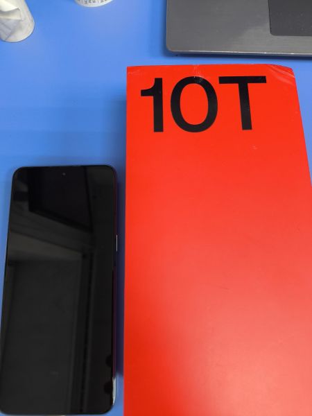 Купить OnePlus 10T 8/128GB (CPH2417) Duos в Ангарск за 20050 руб.
