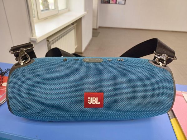Купить JBL Xtreme с СЗУ в Ангарск за 6000 руб.