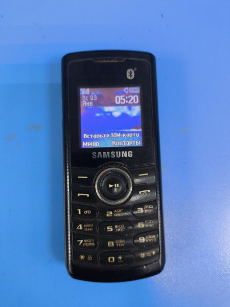 Купить Samsung E2121B с СЗУ в Ангарск за 400 руб.