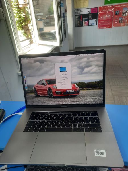 Купить Apple MacBook Pro 15 2017 (A1707) 16/256GB в Ангарск за 34900 руб.
