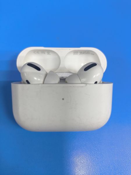 Купить Реплика Apple AirPods Pro (A2083, A2084, A2190) в Ангарск за 350 руб.