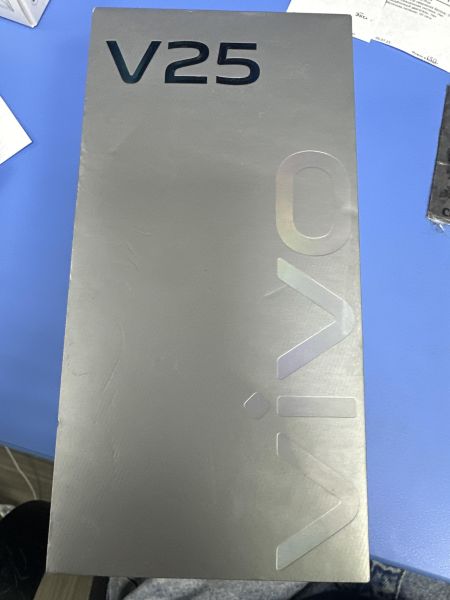 Купить Vivo V25 8/256GB (V2202) Duos в Ангарск за 11600 руб.