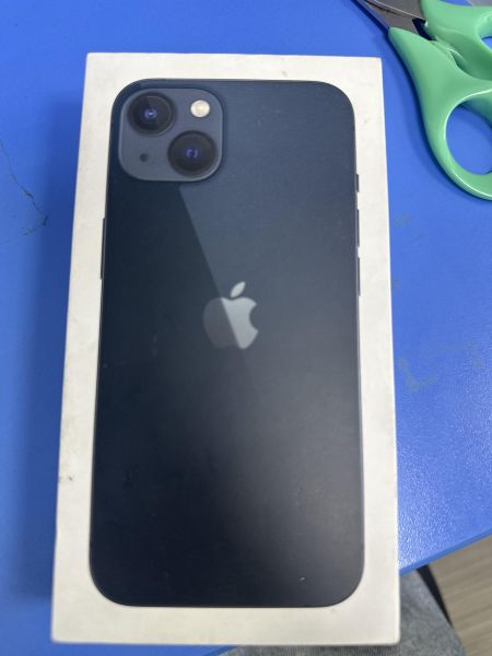 Купить Apple iPhone 13 512GB в Ангарск за 37700 руб.