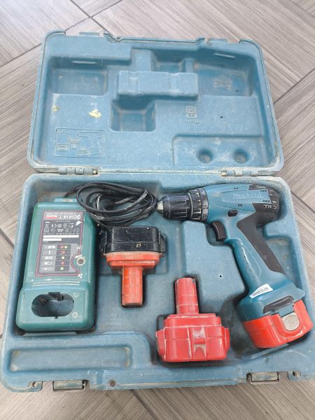 Купить Makita 6271D с СЗУ в Ангарск за 1650 руб.