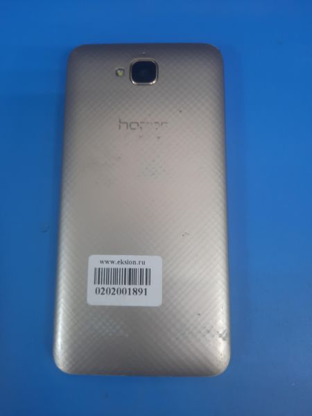 Купить Honor 4C Pro 2/16GB (TIT-L01) Duos в Ангарск за 950 руб.