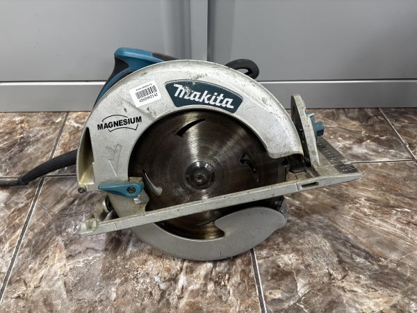 Купить Makita 5008MG в Ангарск за 4900 руб.