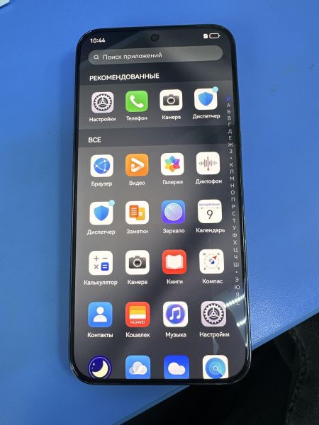 Купить Huawei Pura 70 12/256GB (ADY-LX9) Duos в Ангарск за 29500 руб.