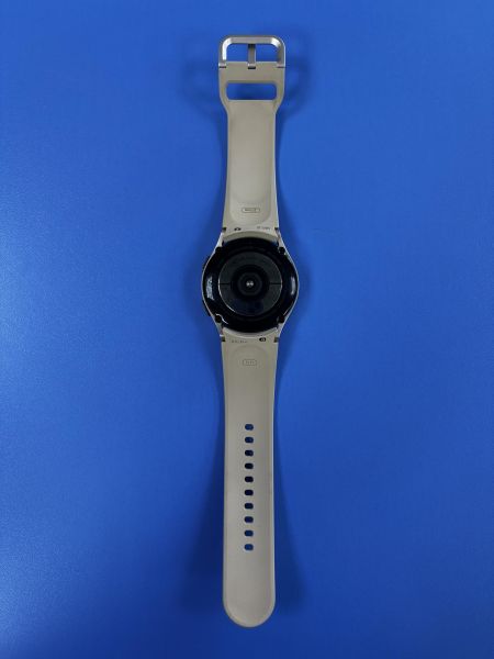Купить Samsung Galaxy Watch 4 40 mm (SM-R860/N) с СЗУ в Ангарск за 2100 руб.
