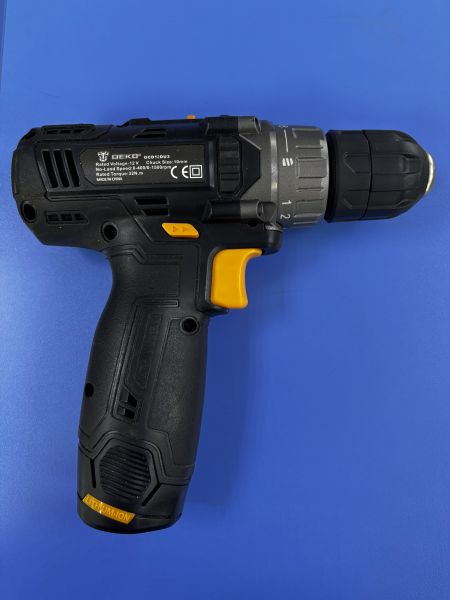 Купить DEKO GCD12DU3 с СЗУ в Ангарск за 800 руб.