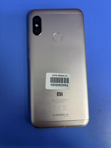 Купить Xiaomi Mi A2 Lite 3/32GB (M1805D1SG) Duos в Ангарск за 2700 руб.