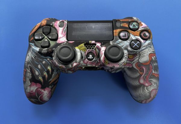 Купить Sony PlayStation 4 Pro 1TB (CUH-7108B) в Ангарск за 19000 руб.