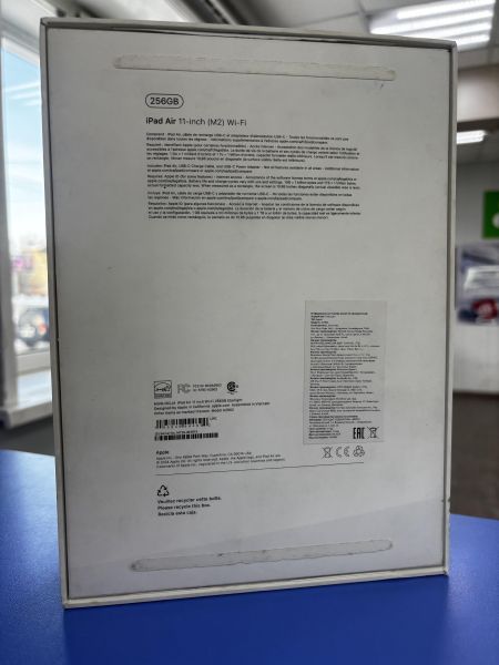 Купить Apple iPad Air 6 2024 256GB (A2902) (без SIM) в Ангарск за 46300 руб.