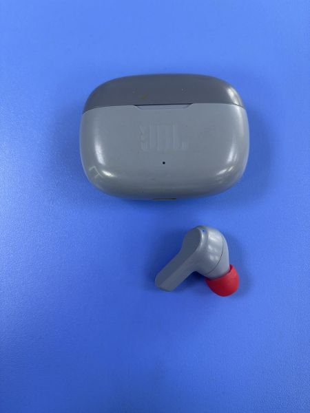 Купить JBL Wave 200TWS в Ангарск за 1100 руб.