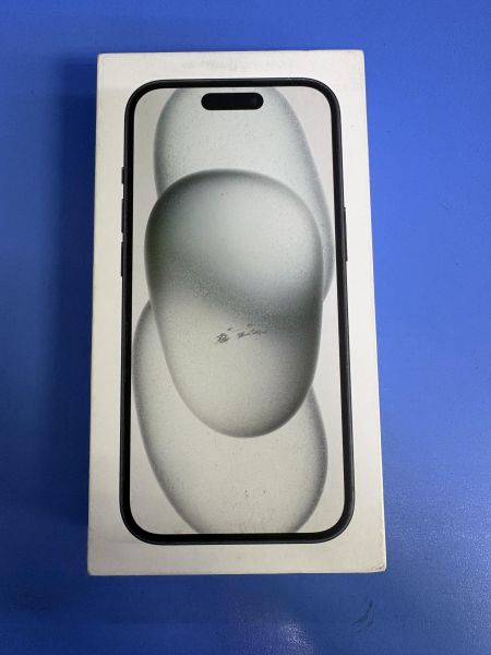 Купить Apple iPhone 15 128GB в Ангарск за 37400 руб.