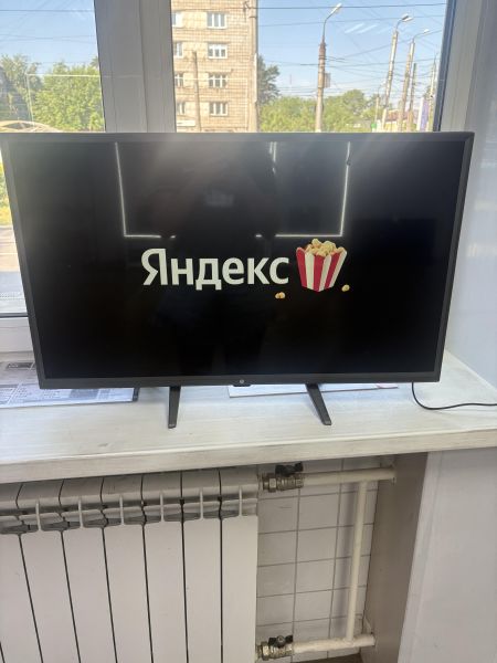 телевизор Hi VHIX-32F102TSY в Ангарск