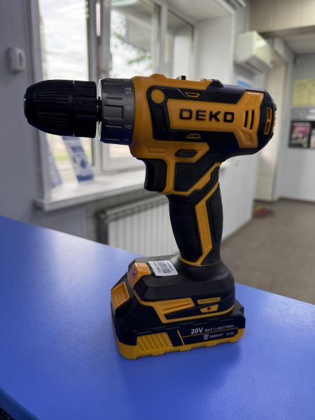 шуруповёрт аккумуляторный DEKO DKCD20V BMC с СЗУ в Ангарск