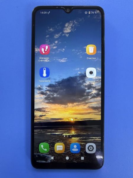 сотовый телефон Xiaomi Redmi A3 4/128GB (23129RN51X) Duos в Ангарск