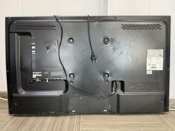 телевизор Samsung UE40D5520RW в Ангарск