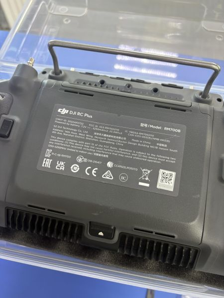 пульт для дрона и квадрокоптера DJI RC Plus RM700B в Ангарск