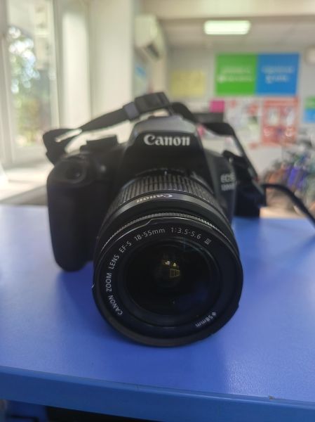 фотоаппарат Canon EOS 1200D (DS126491) kit с СЗУ в Ангарск