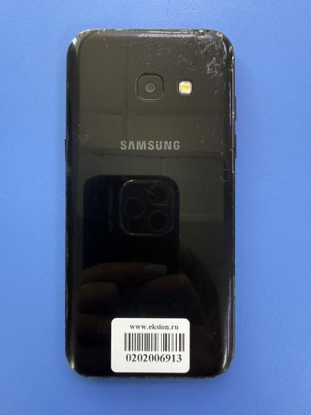 сотовый телефон Samsung Galaxy A3 2017 (A320F) Duos в Ангарск