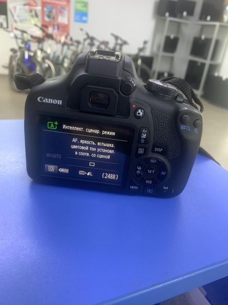 фотоаппарат Canon EOS 2000D (DS126741) kit с СЗУ в Ангарск