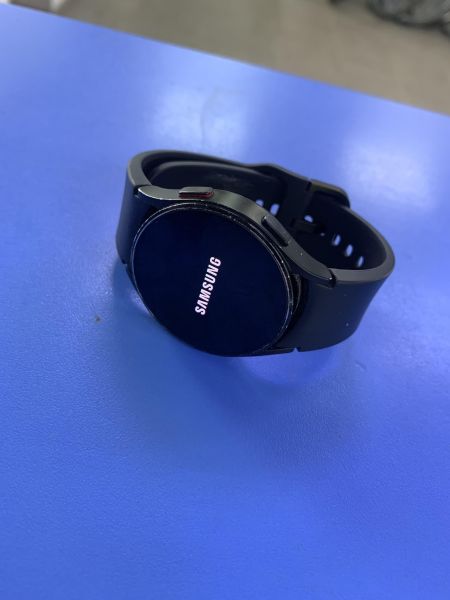 умные часы и браслеты Samsung Galaxy Watch 4 40 mm (SM-R860/N) с СЗУ в Ангарск