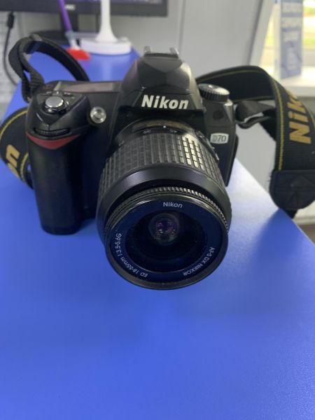 фотоаппарат Nikon D70 Body с СЗУ в Ангарск