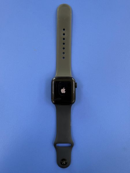 умные часы и браслеты Apple Watch SE 2 40mm (A2722) с СЗУ в Ангарск
