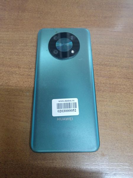 Купить Huawei Nova Y90 4/128GB (CTR-LX1) Duos в Новосибирск за 4950 руб.