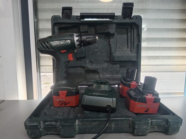 Купить Metabo BS 12 NiCd с СЗУ в Новосибирск за 2000 руб.