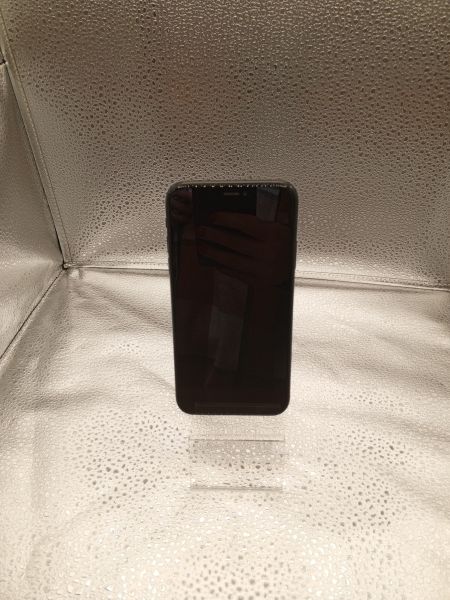 Купить Apple iPhone XR 64GB в Новосибирск за 8100 руб.