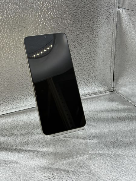 Купить Realme C61 6/128GB (RMX3930) Duos в Новосибирск за 5400 руб.