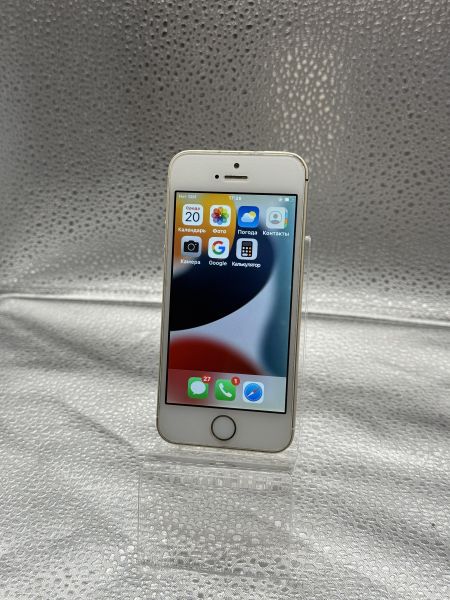 Купить Apple iPhone SE 1st gen. 2016 64GB в Новосибирск за 1600 руб.