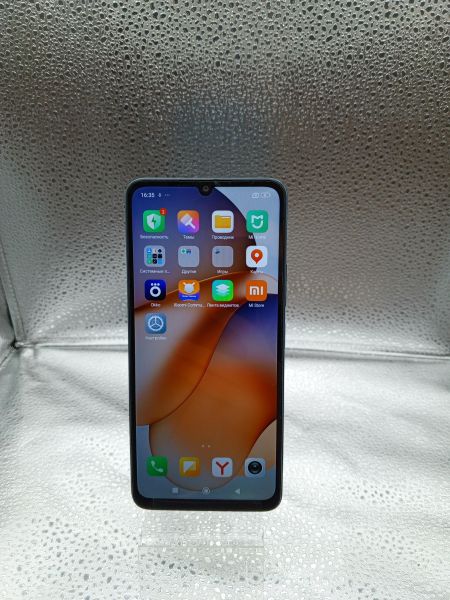 Купить Xiaomi Redmi 13C 4/128GB (23108RN04Y) Duos в Новосибирск за 4600 руб.