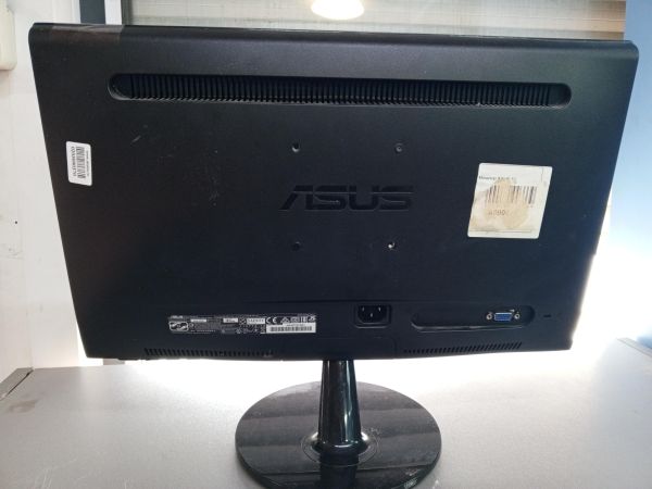 Купить ASUS VS197DE в Новосибирск за 750 руб.