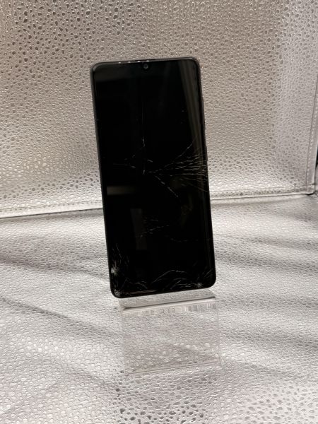 Купить Samsung Galaxy A41 4/64GB (A415F) Duos в Новосибирск за 3100 руб.