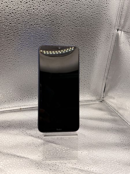 Купить Xiaomi Redmi 8 4/64GB (M1908C3IE) Duos в Новосибирск за 3200 руб.