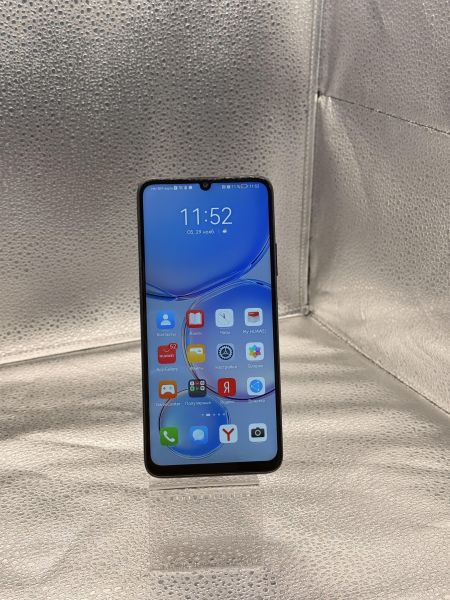 Купить Huawei Nova Y70 4/128GB (MGA-LX9N) Duos в Новосибирск за 4200 руб.